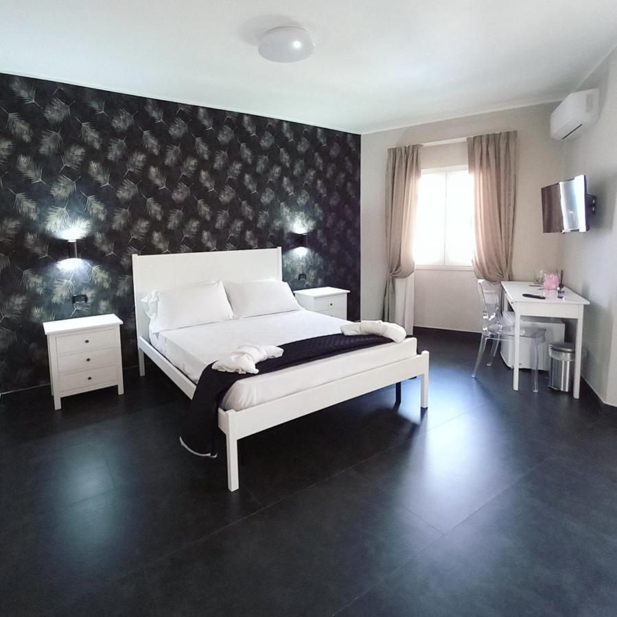 Aldiva Rooms Torvaianica Eksteriør bilde