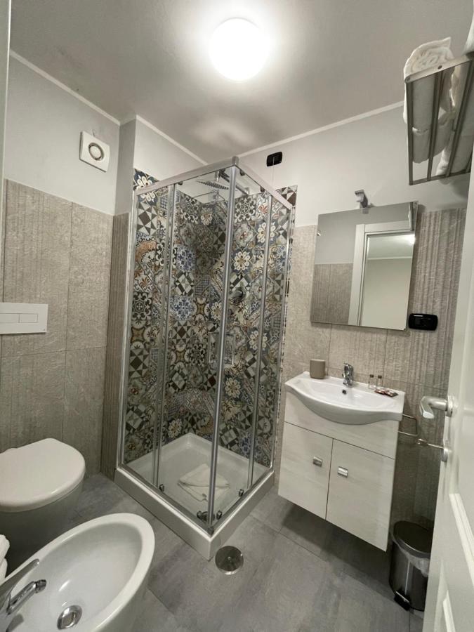 Aldiva Rooms Torvaianica Eksteriør bilde