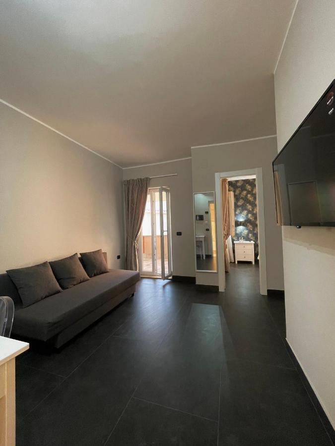 Aldiva Rooms Torvaianica Eksteriør bilde